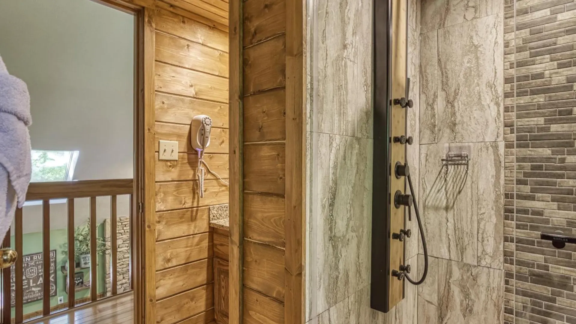 Chalet Grandpas Getaway