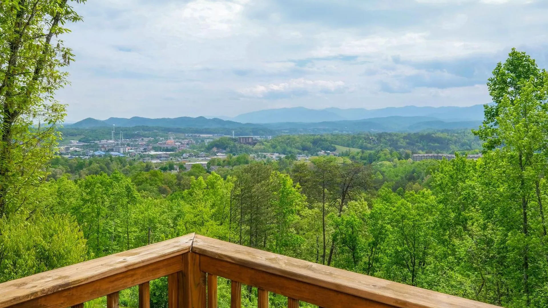 Moose Haven Pigeon Forge