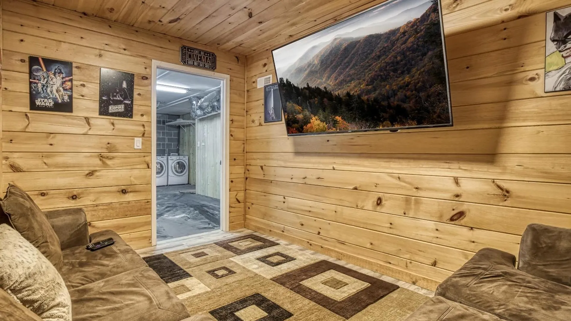 Alluring River Chalet Pigeon Forge