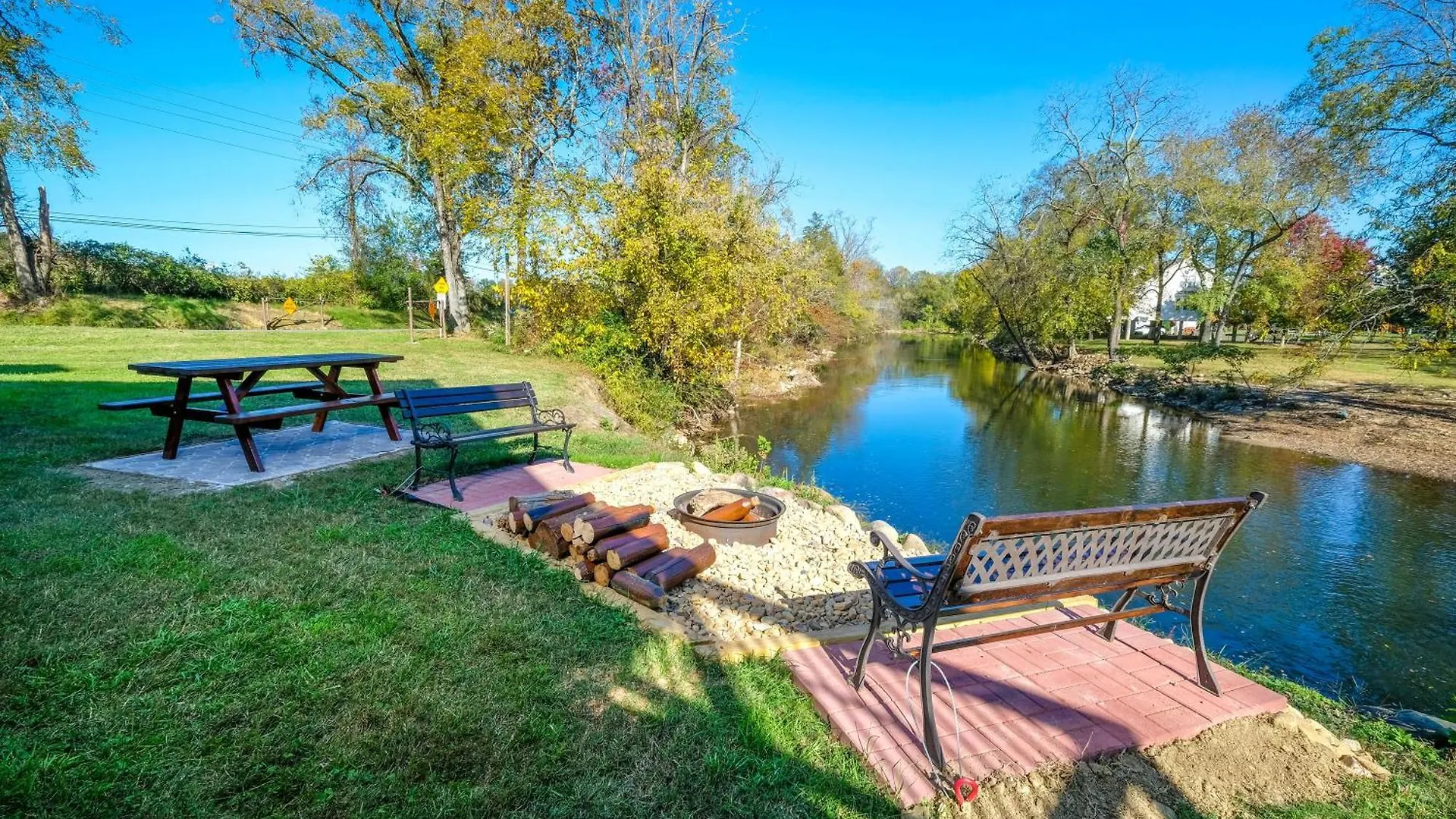River Livin Holiday home