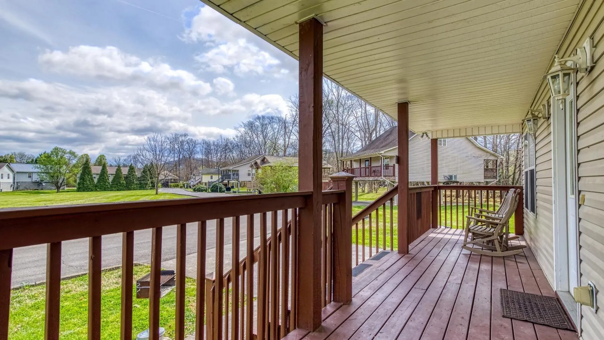 Holiday home Lee's Creekside Pigeon Forge