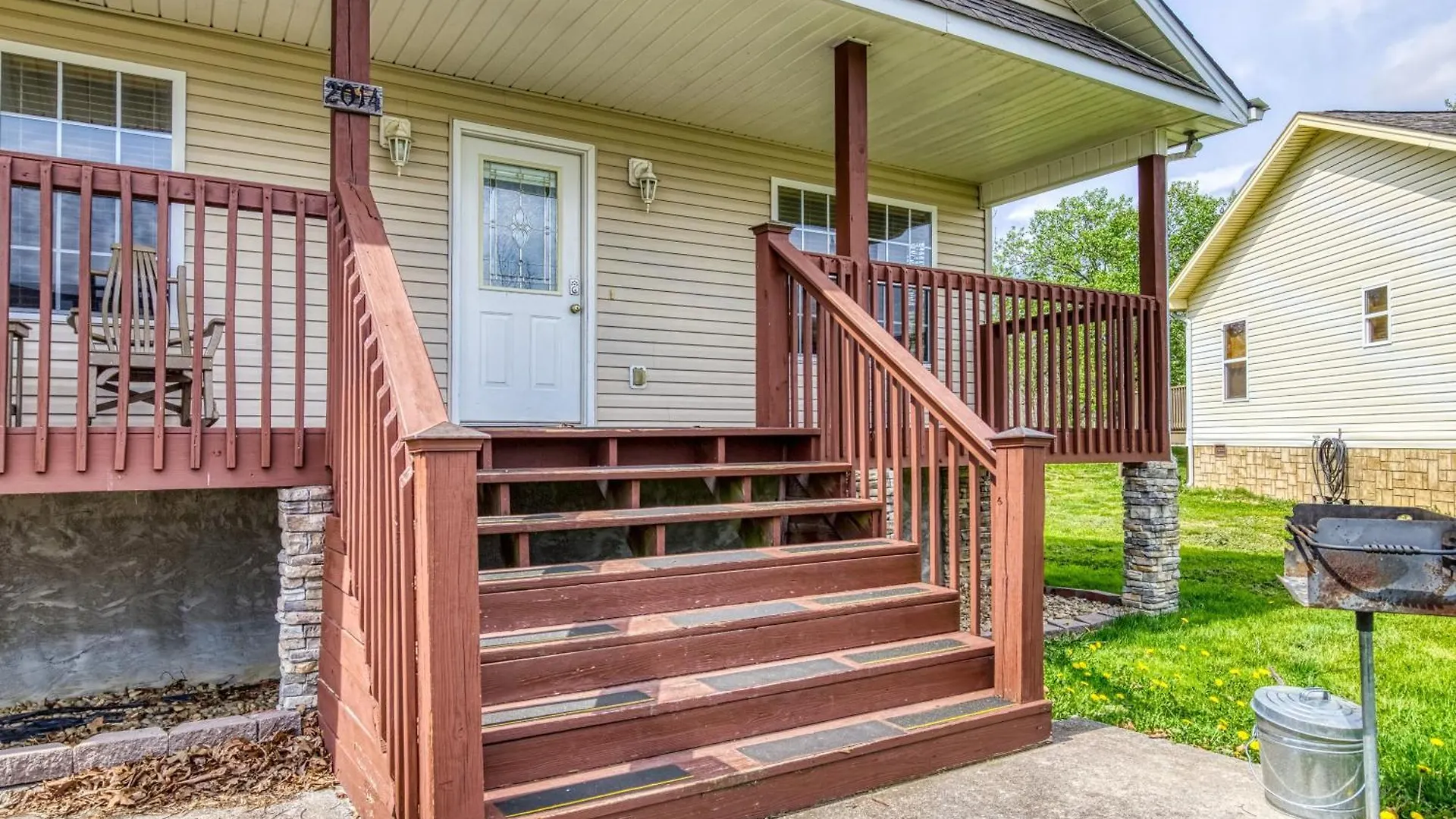 Holiday home Lee's Creekside