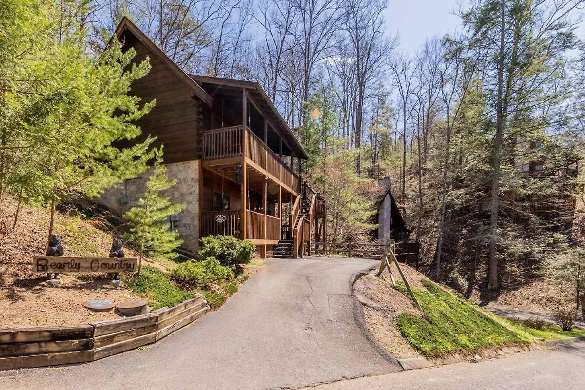 Cozy Retreat With Movie Near Parkway * Pigeon Forge