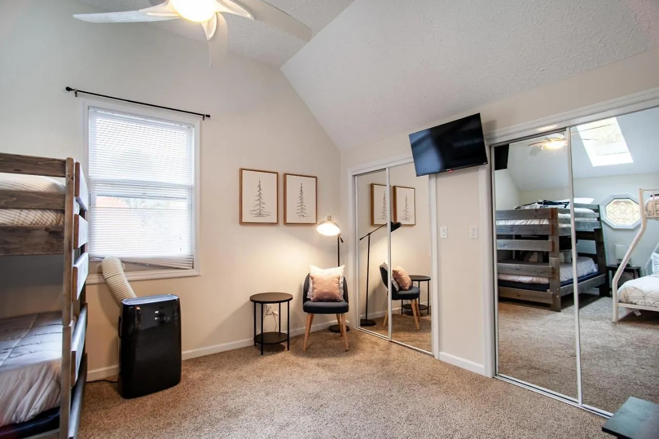 Holiday home Valley Heights W Hot Tub Life Size Games Lounge *