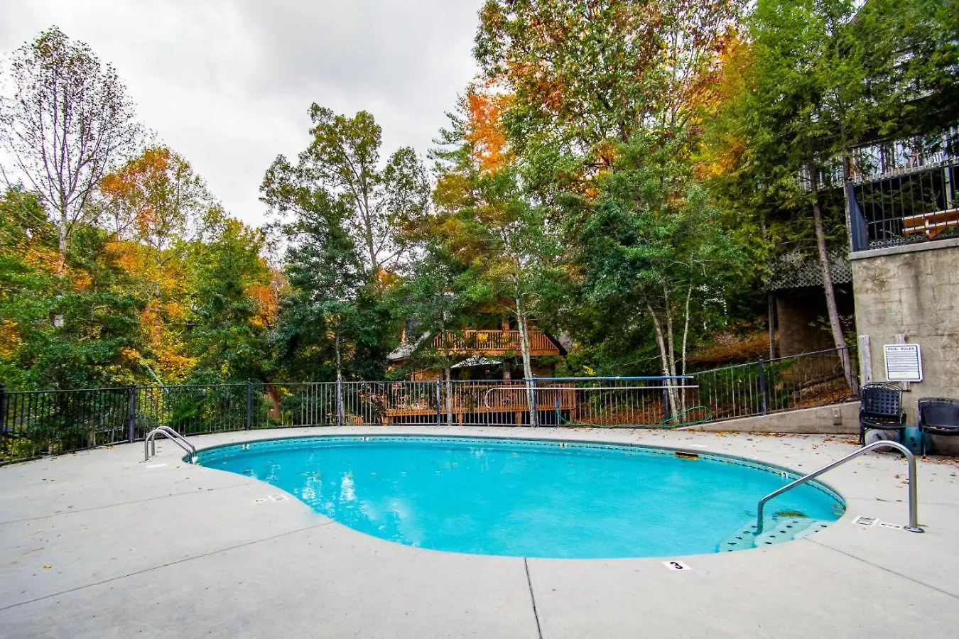 Valley Heights W Hot Tub Life Size Games Lounge Pigeon Forge