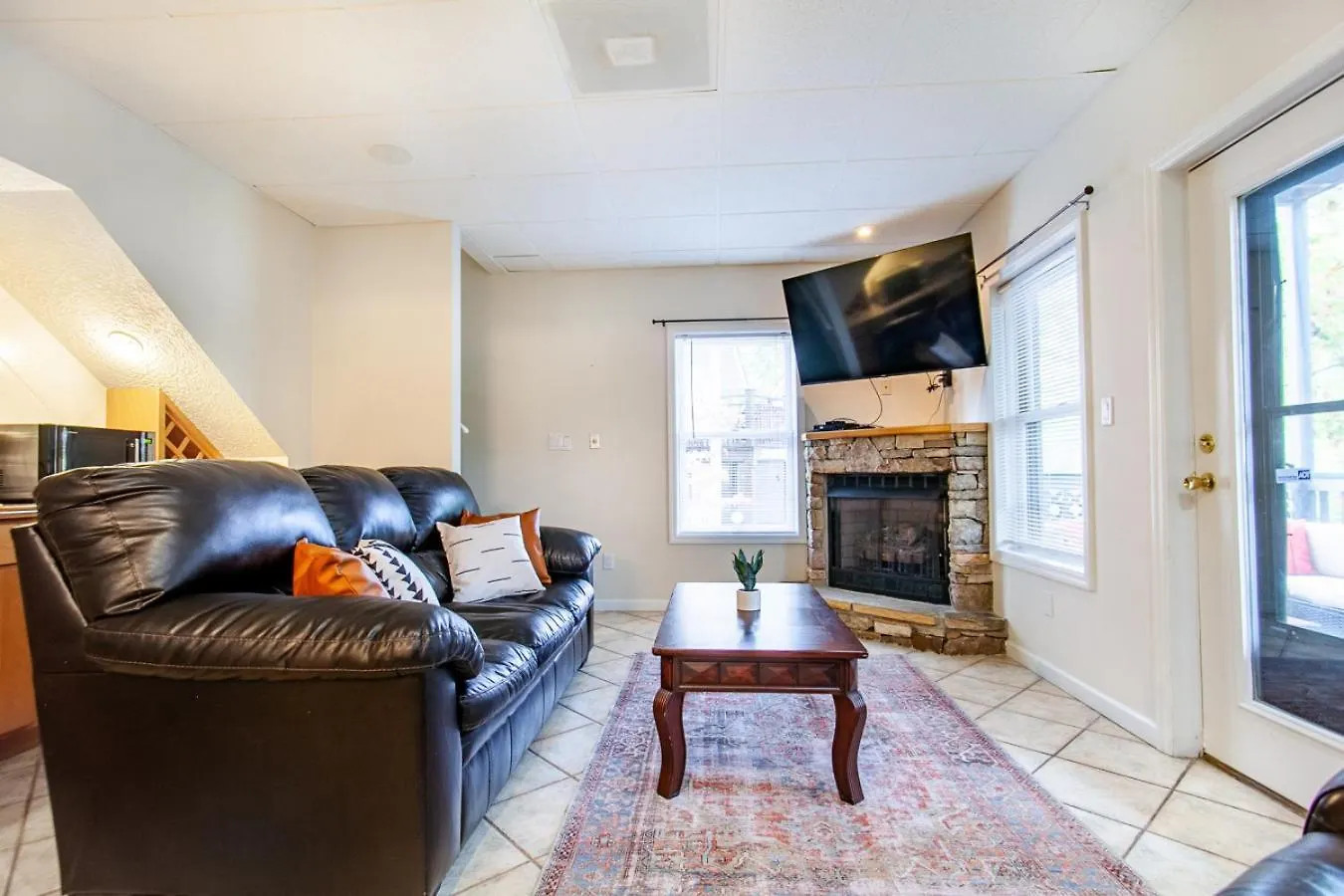 Valley Heights W Hot Tub Life Size Games Lounge Holiday home