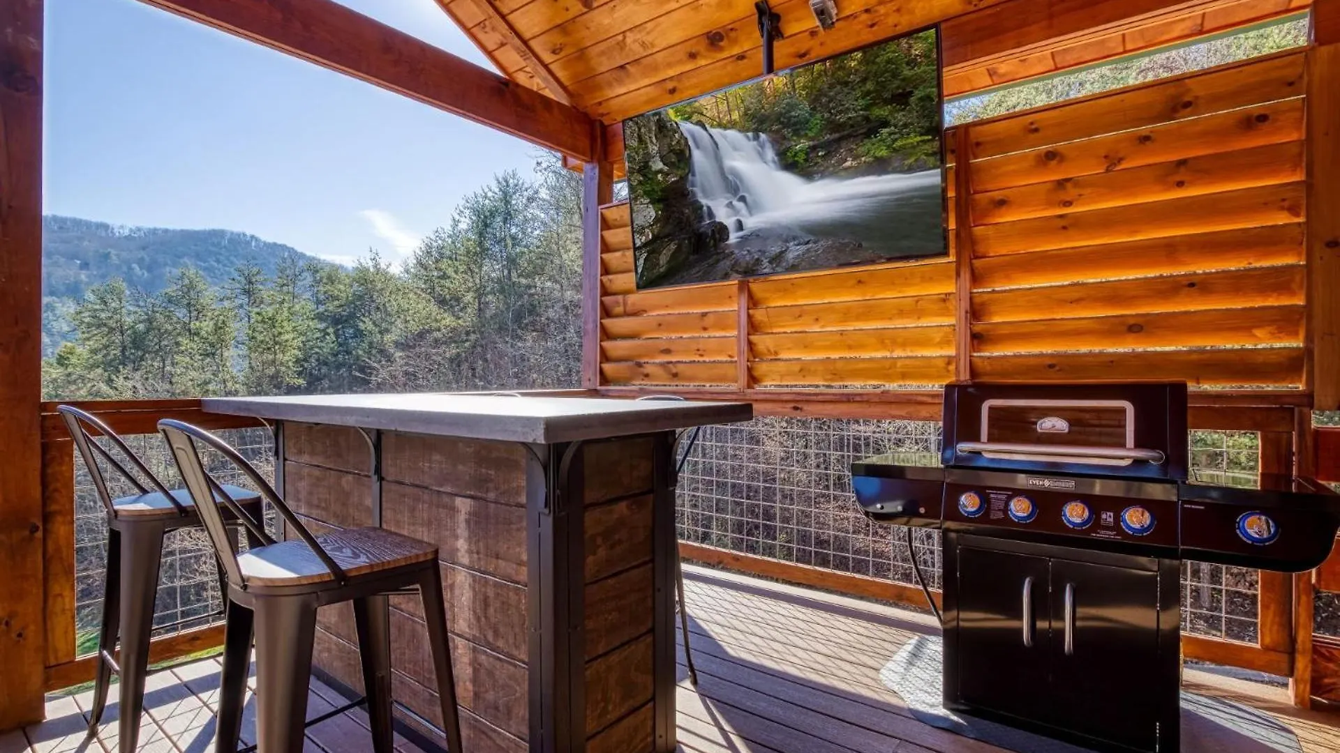 Two-bedroom House Pigeon Forge