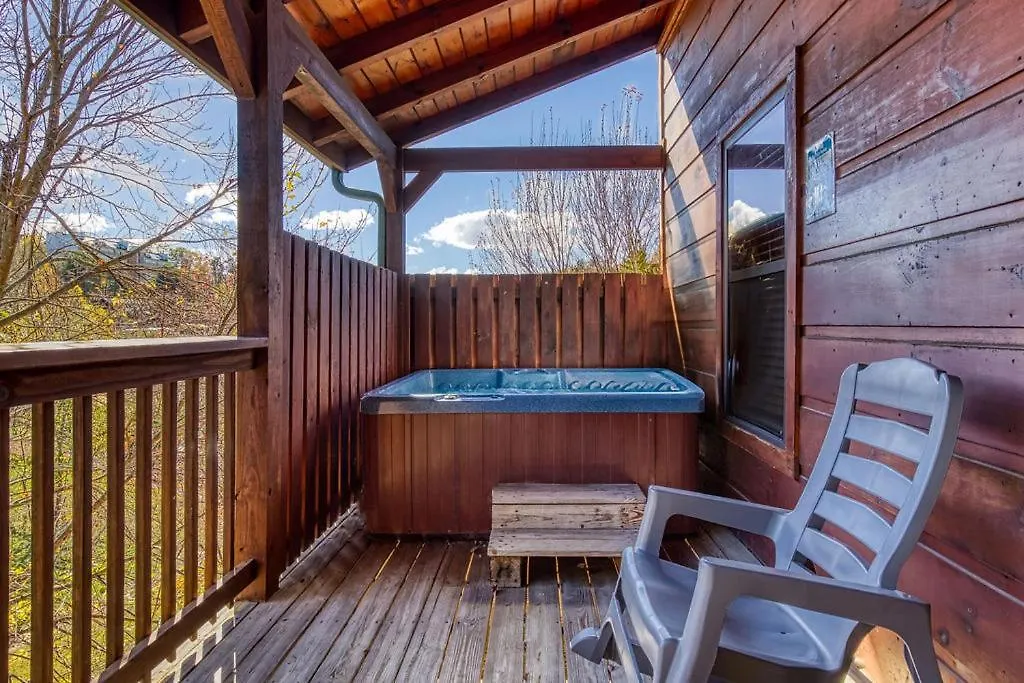 Starwood, Hot Tub, Mtn Views, Arcade Game, 1089 Free Tickets Each Paid Day, Dollywood And Holiday home Pigeon Forge