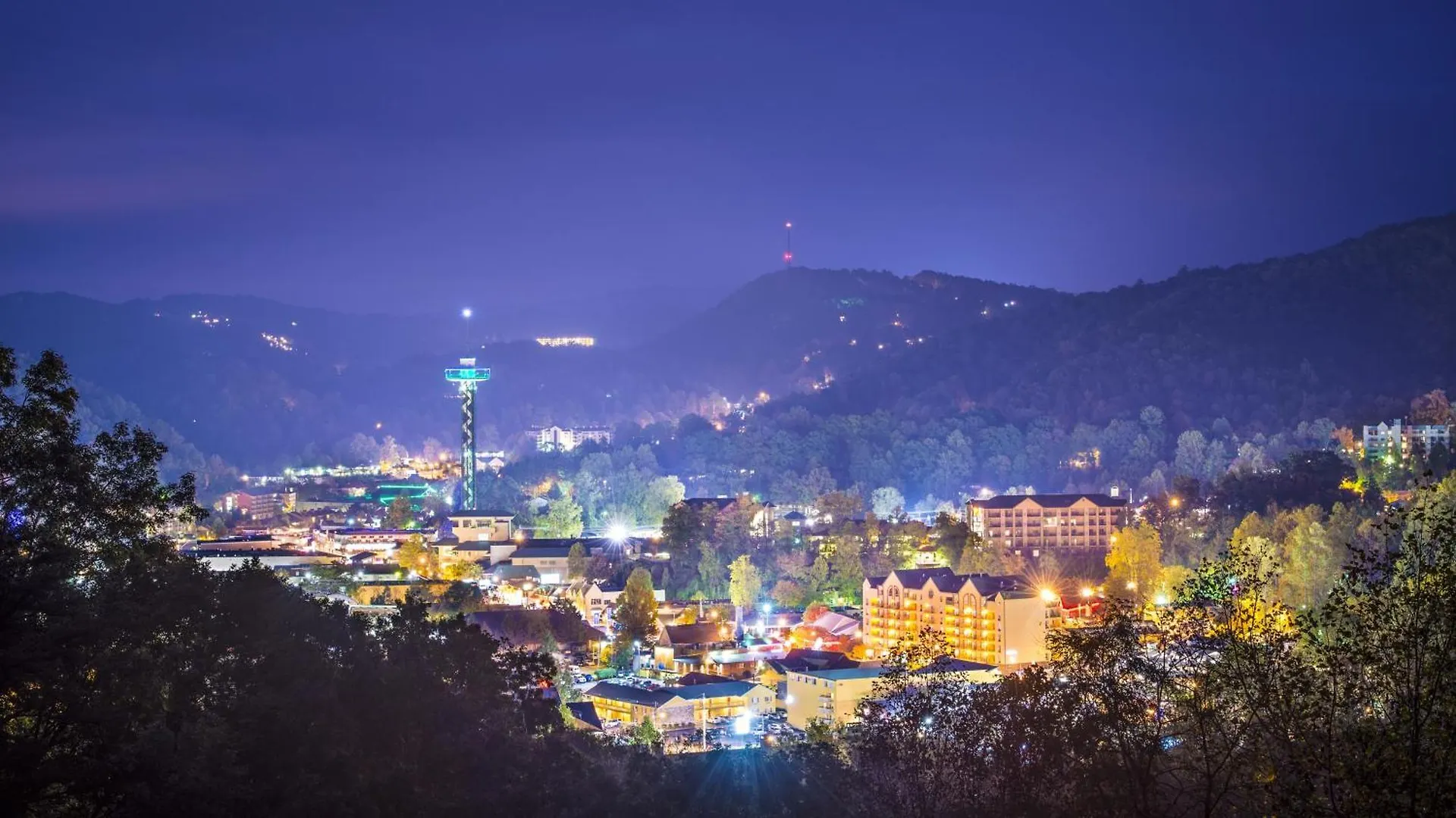 Holiday home An Awesome View, Game Area, Pools, Pavilion, Free Attraction Tickets, Dollywood And More! Pigeon Forge