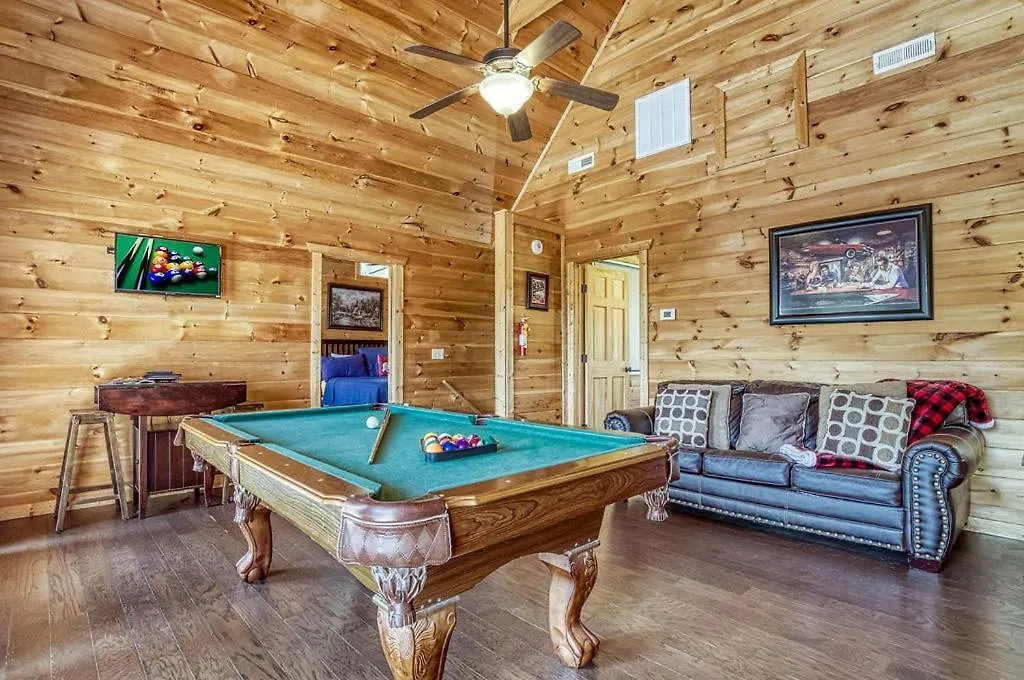 An Awesome View, Game Area, Pools, Pavilion, Free Attraction Tickets, Dollywood And More!
