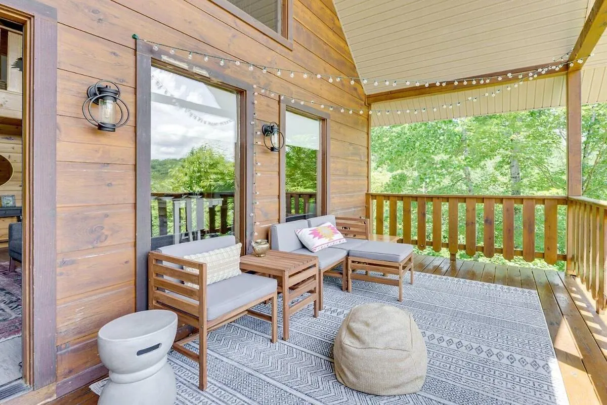 Holiday home Relaxing Mountain View With Hot Tub