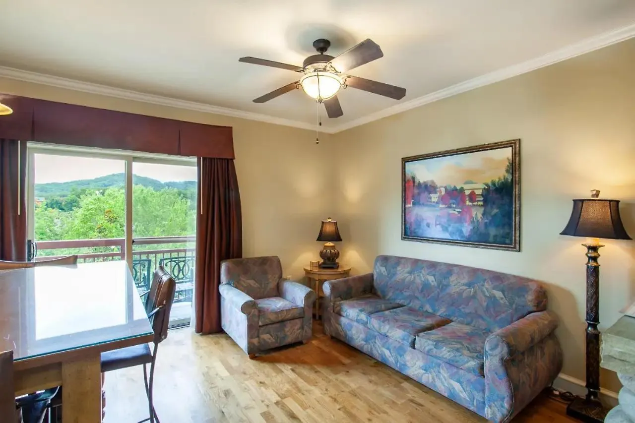 Holiday home Parkway Romance #247 *