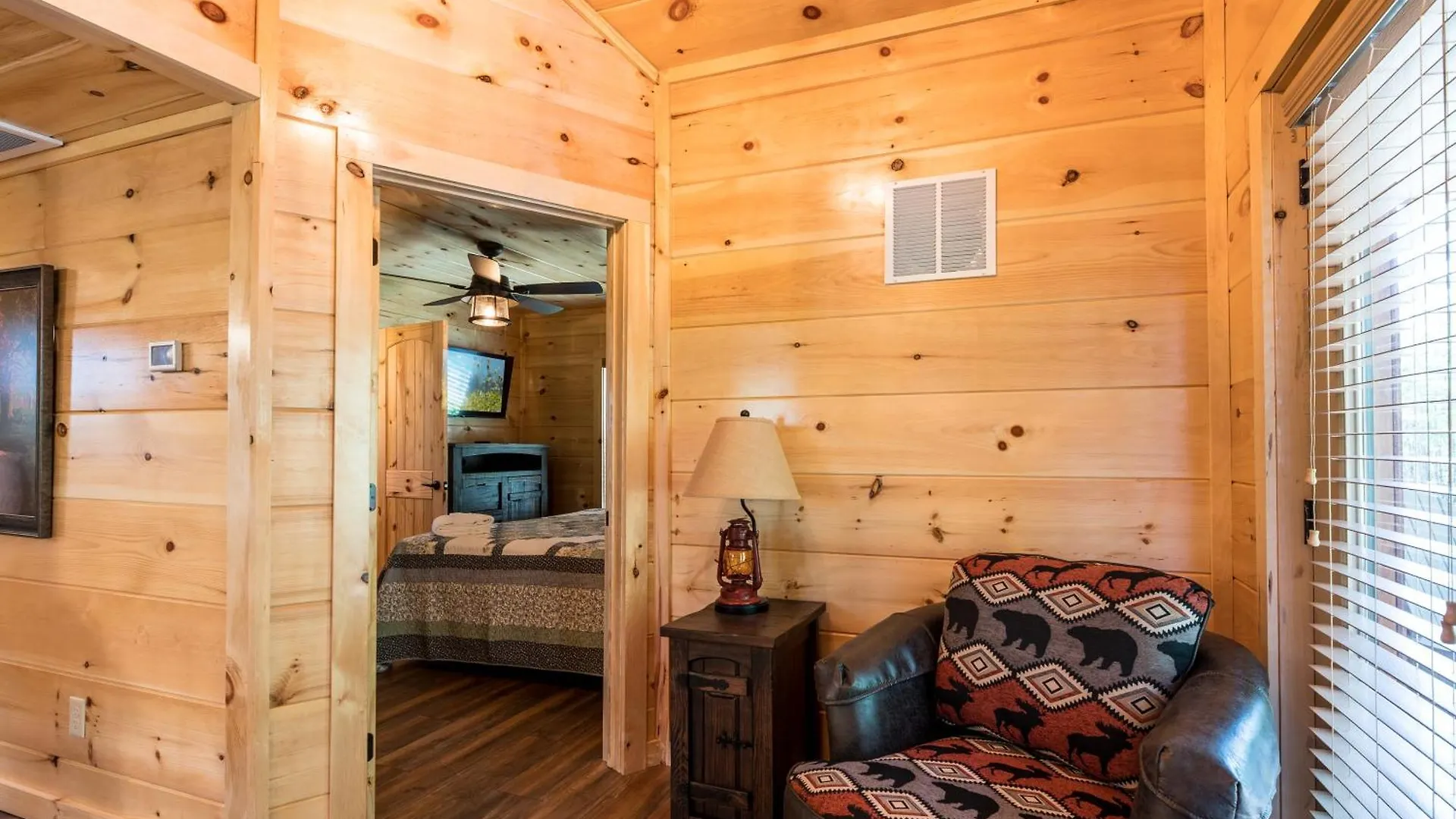 The Bear Club Campsite Pigeon Forge