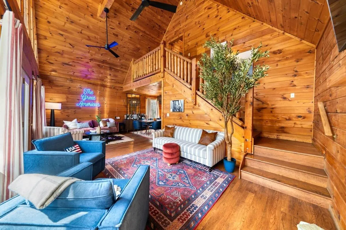 New!5br5ba With Game, Fire Pit, Hot Tub, Coffee Bar * Pigeon Forge