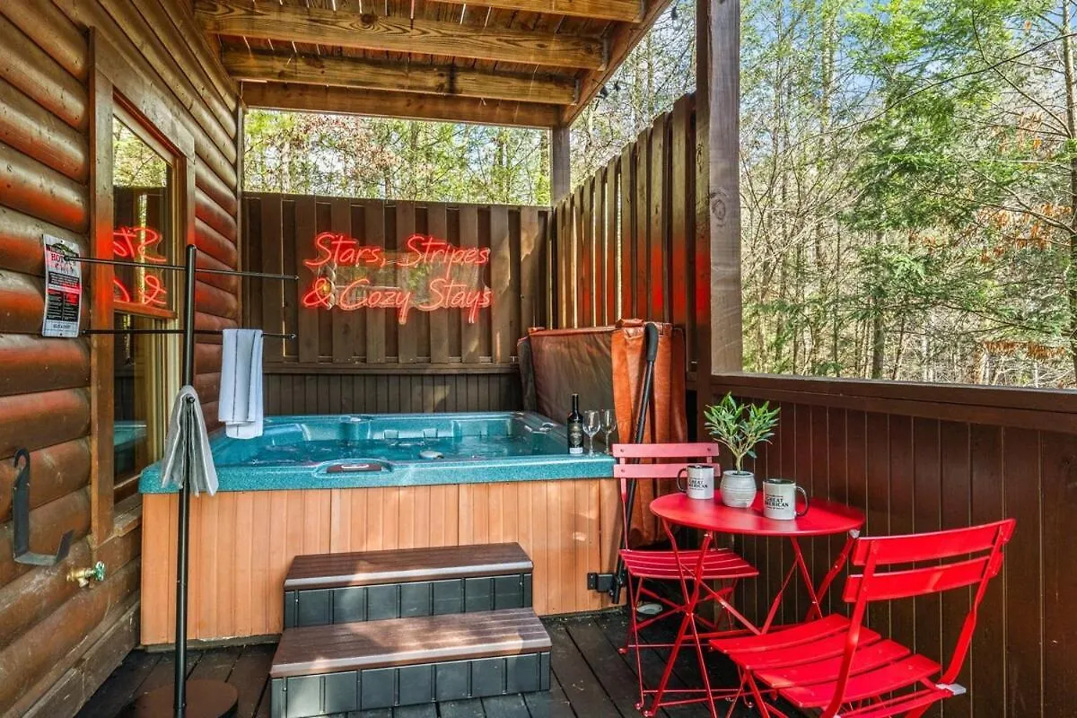 New!5br5ba With Game, Fire Pit, Hot Tub, Coffee Bar Holiday home *