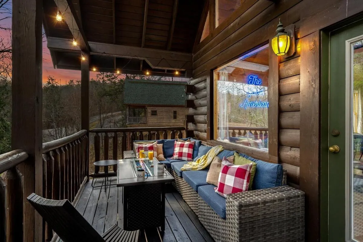 New!5br5ba With Game, Fire Pit, Hot Tub, Coffee Bar Holiday home *
