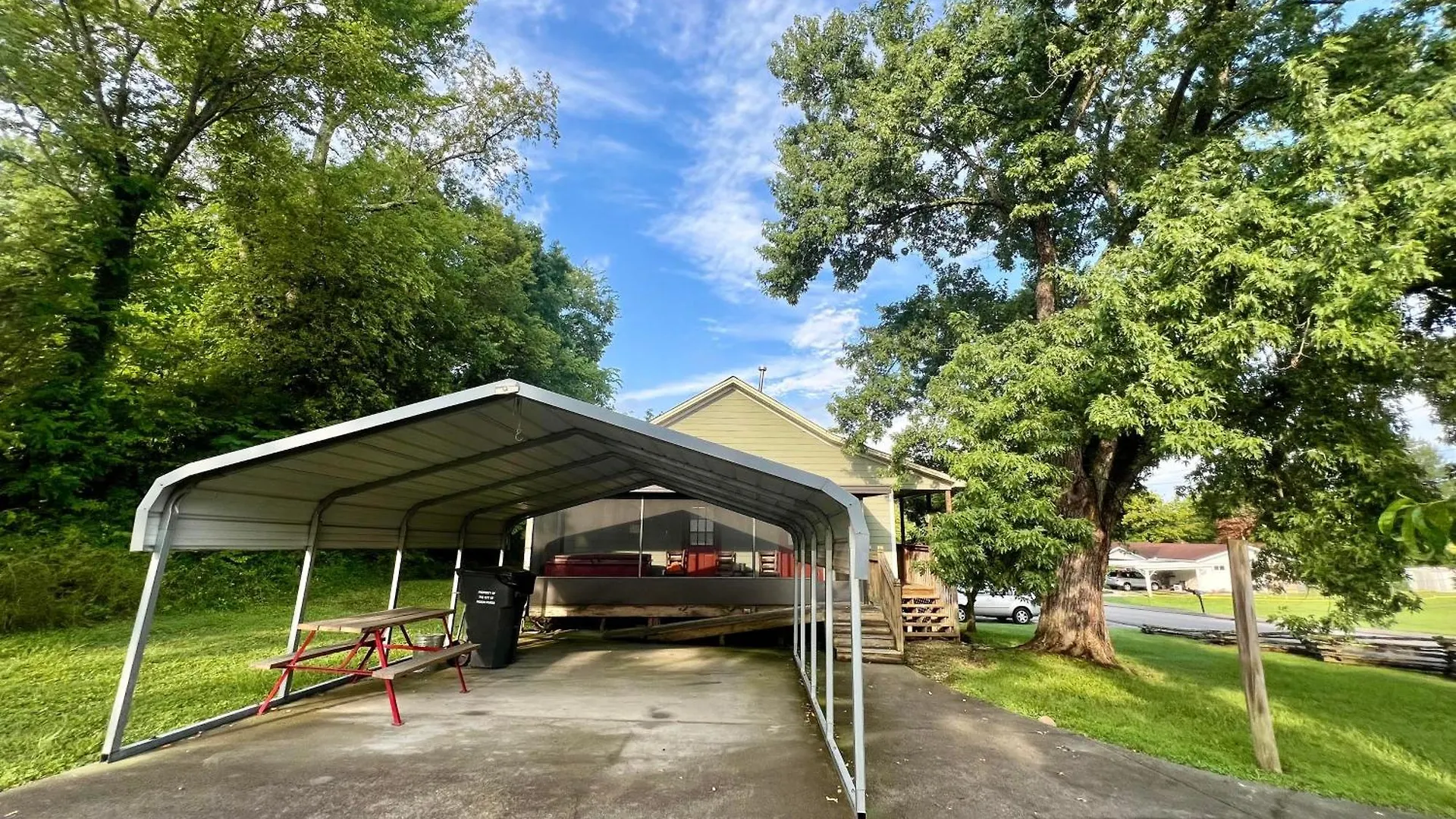 Steps Away From Pf Parkway, Pet Friendly, Hot Tub! Pigeon Forge
