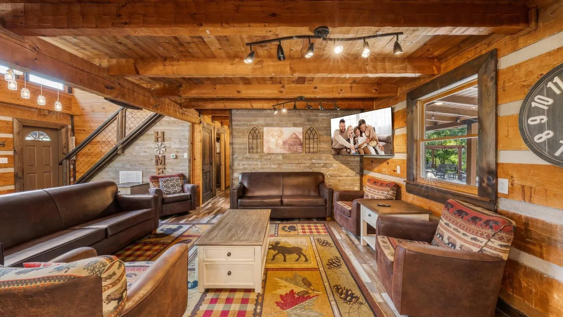 Its Got It All Yall - Pool, Theater, Arcade, Fire Place, Firepit, Hot Tub Holiday home Pigeon Forge