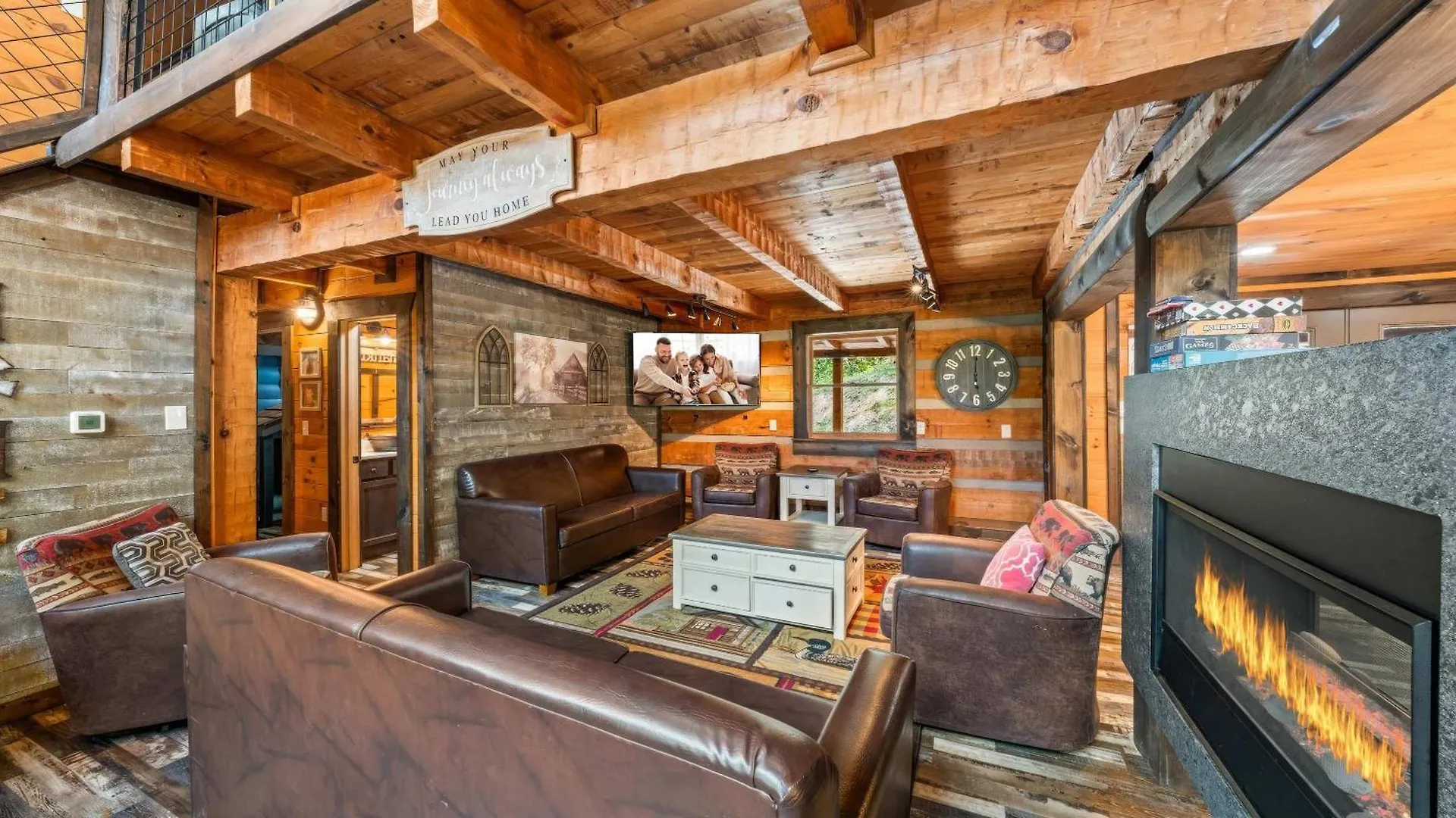 Its Got It All Yall - Pool, Theater, Arcade, Fire Place, Firepit, Hot Tub