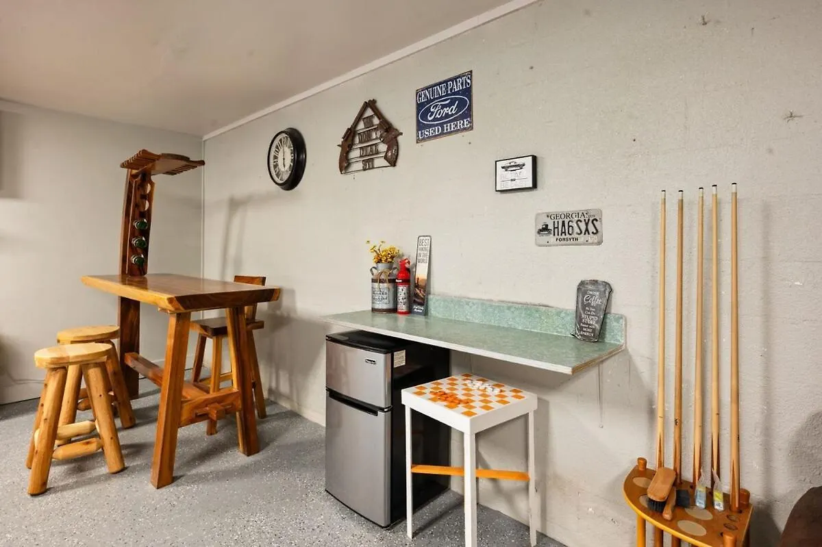 Lux,hottub,game Room,central Location,mountain View Holiday home Pigeon Forge
