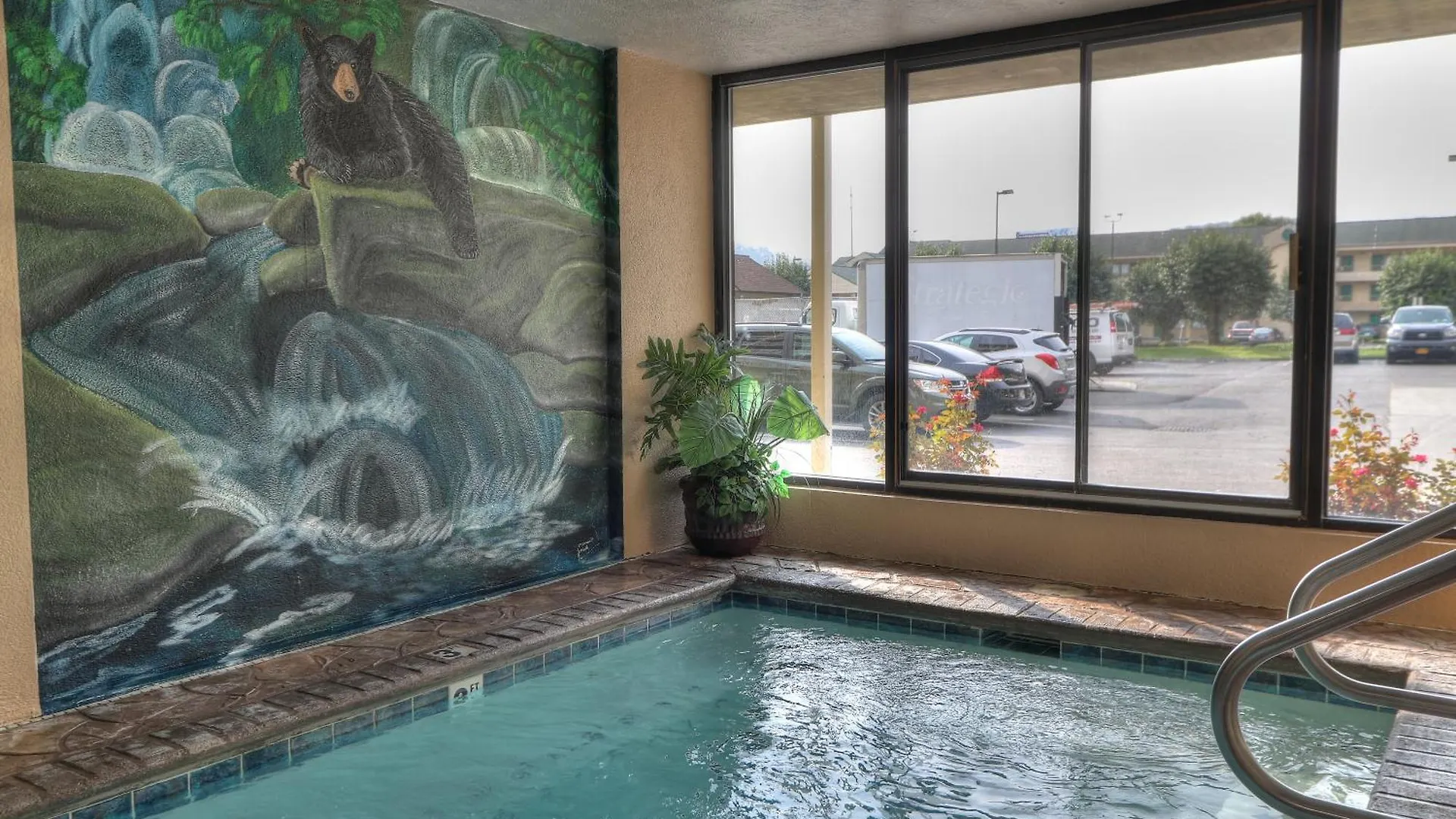 Comfort & At Dollywood Lane 2*