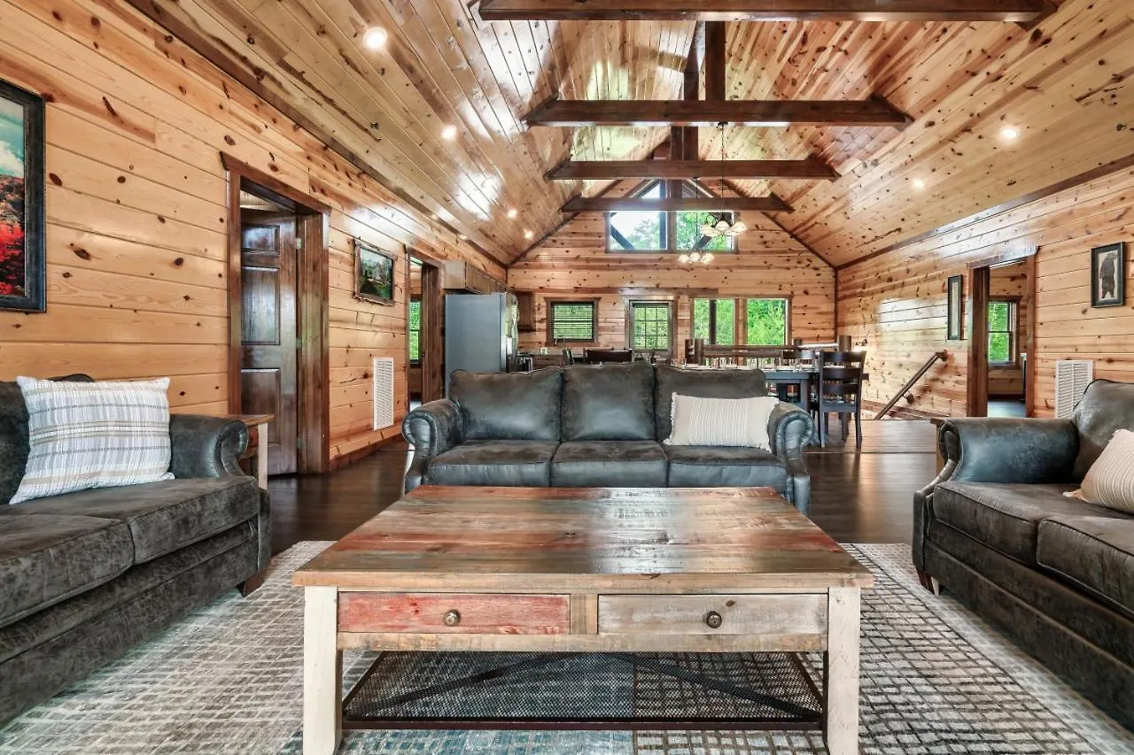 Mountaineer House Holiday home Pigeon Forge