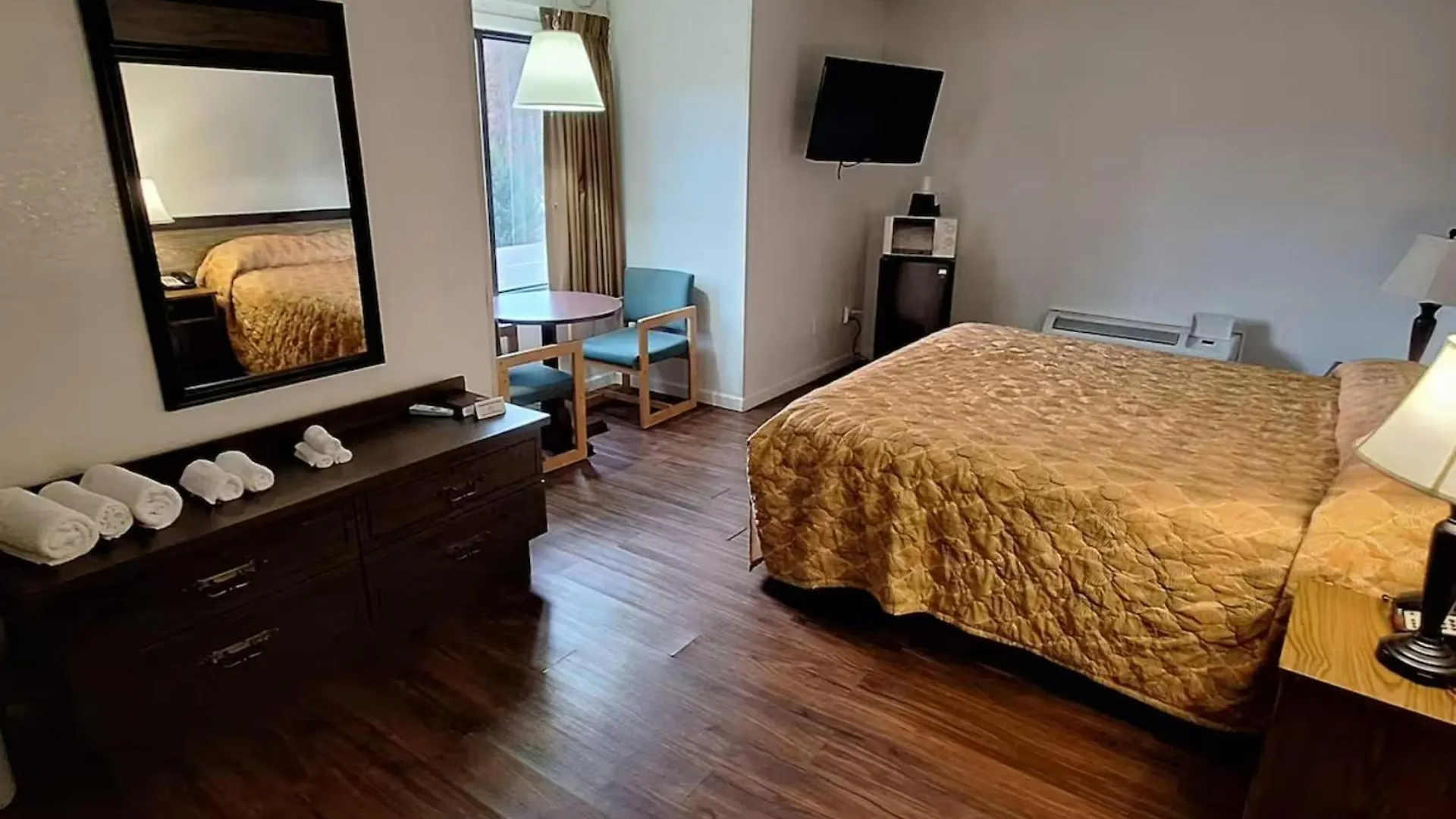 Tennessee Mountain Riverside By Oyo 5*