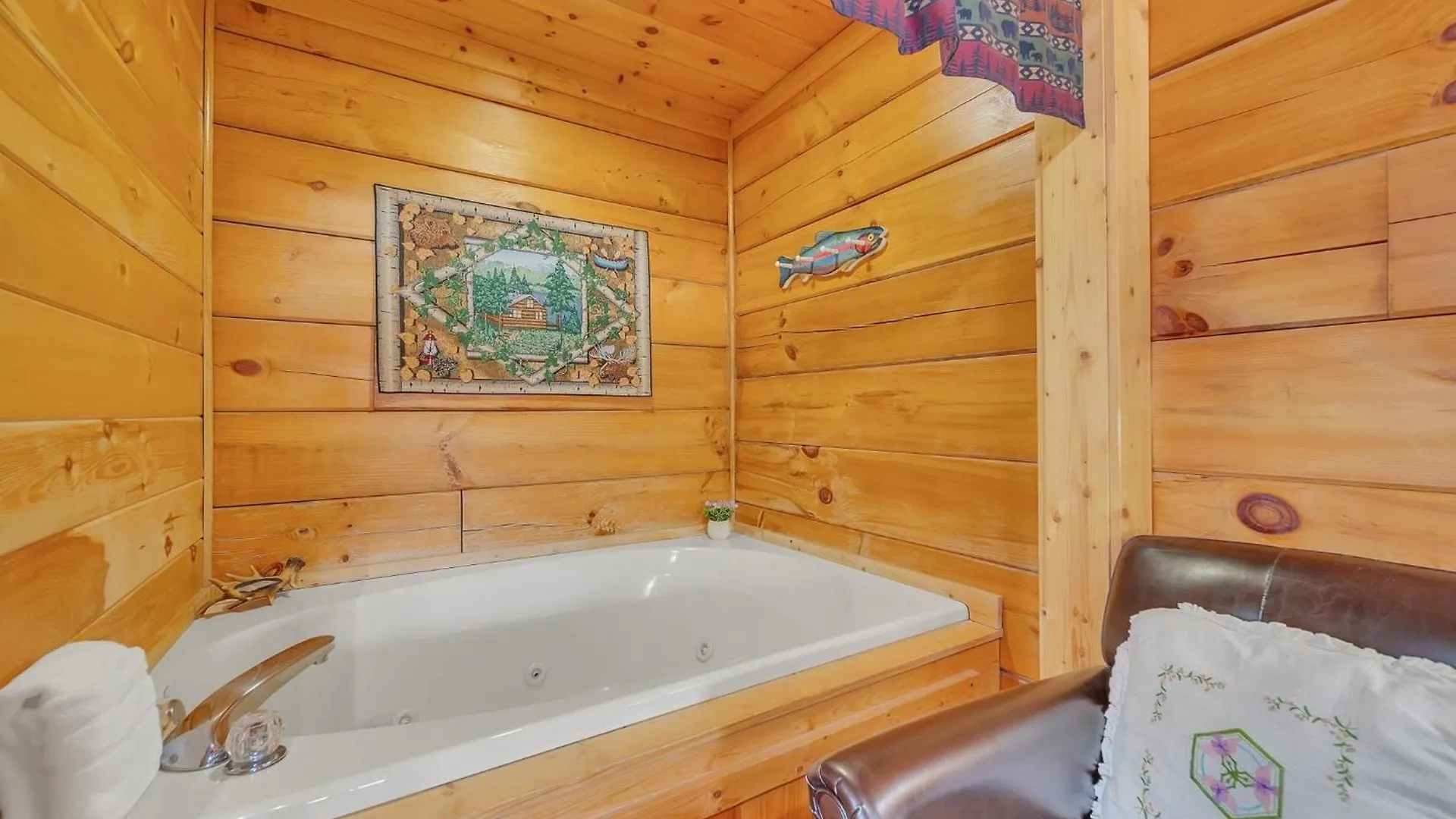 Er107 - Smoky Mountain Charm - Great Location! Close To Town! Pigeon Forge