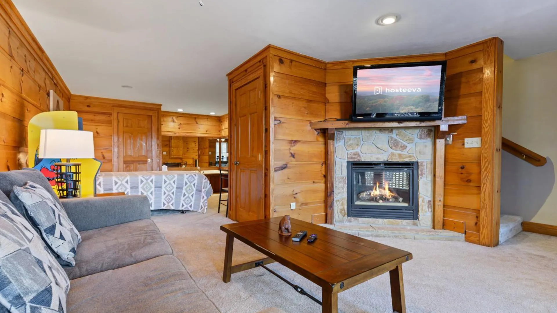 At Dollywood Lane Apartment *