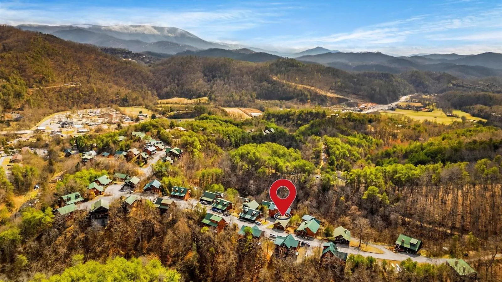 Starry Mountain View- Hot Tub - Pool Table - Prime Location * Pigeon Forge