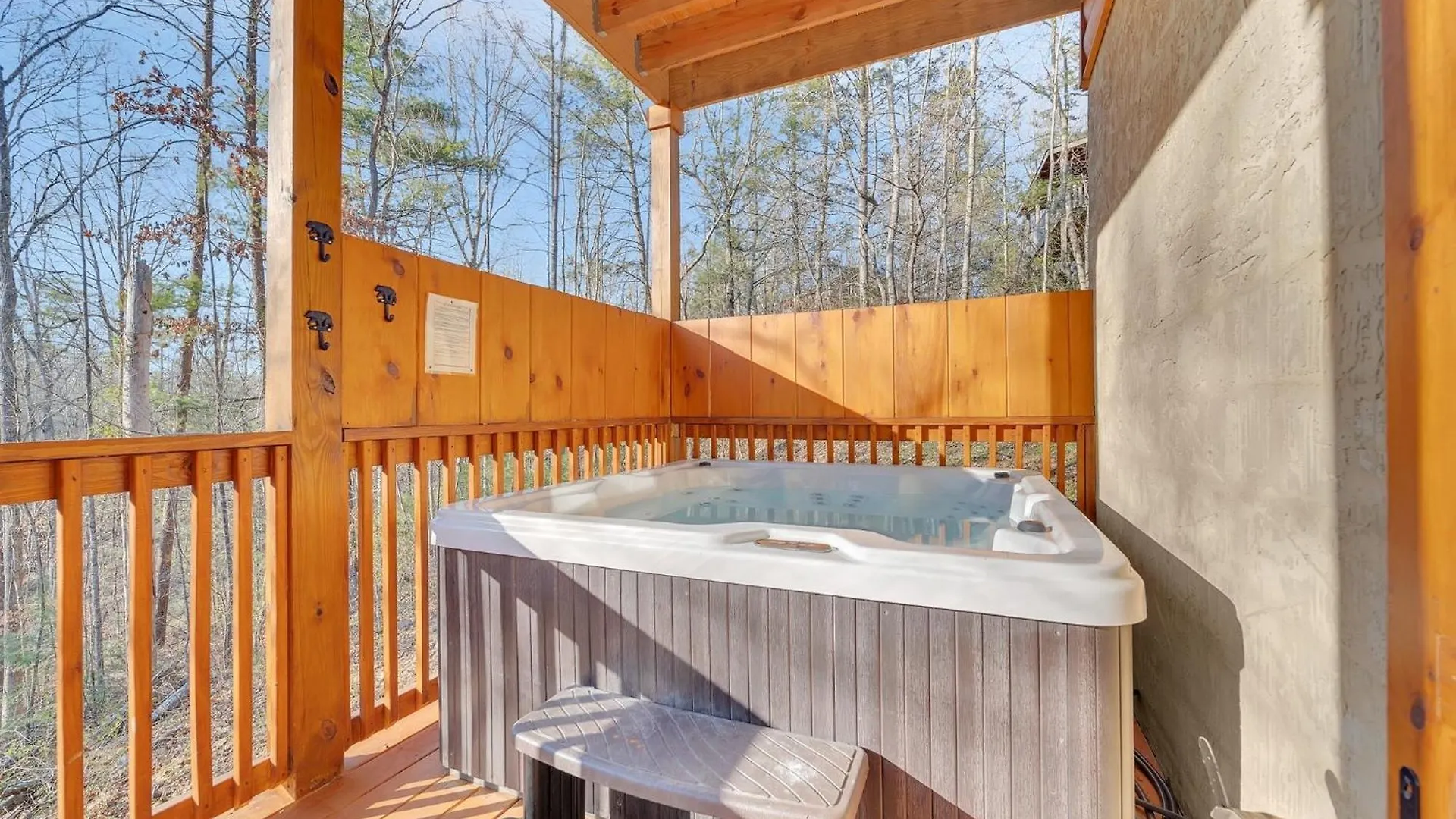 Bear Hug Hideaway Holiday home *