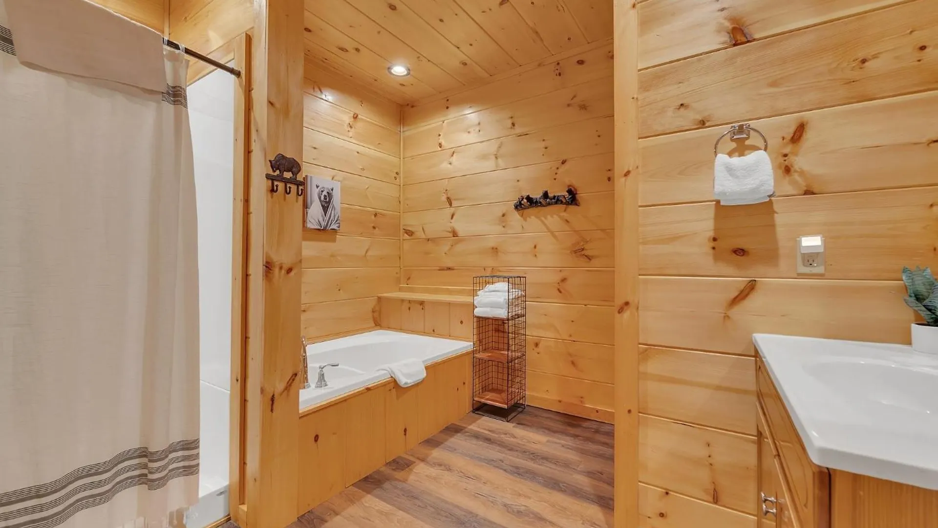 Holiday home Bear Hug Hideaway Pigeon Forge