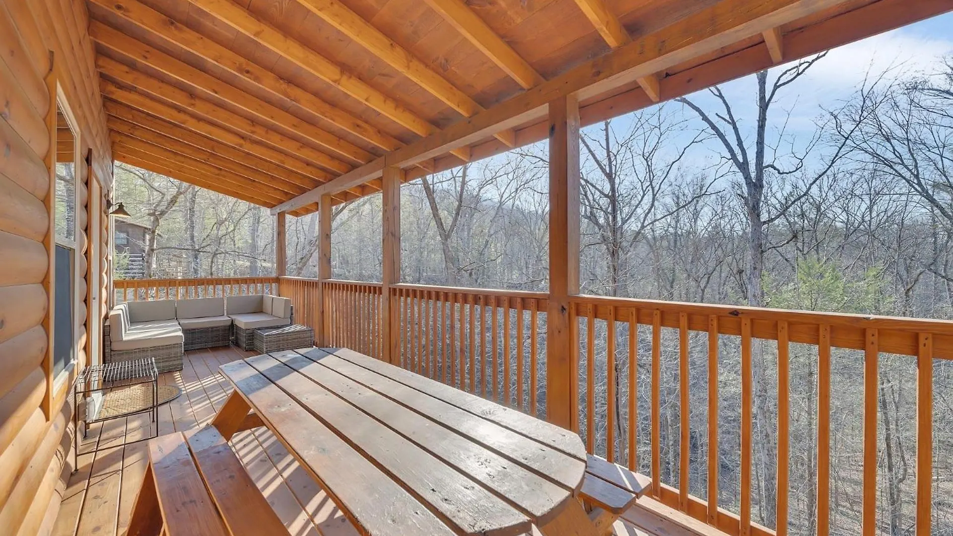 Bear Hug Hideaway * Pigeon Forge