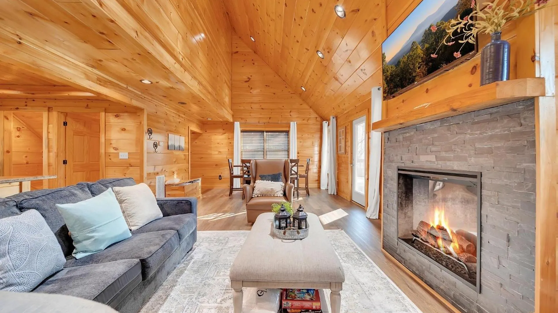 Bear Hug Hideaway