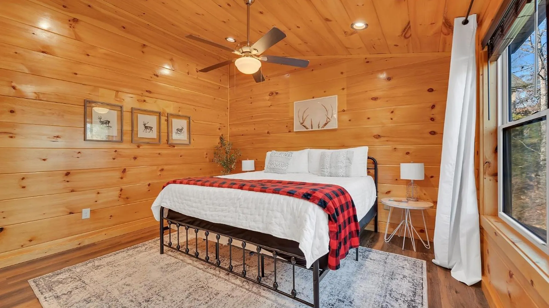 Holiday home Bear Hug Hideaway *