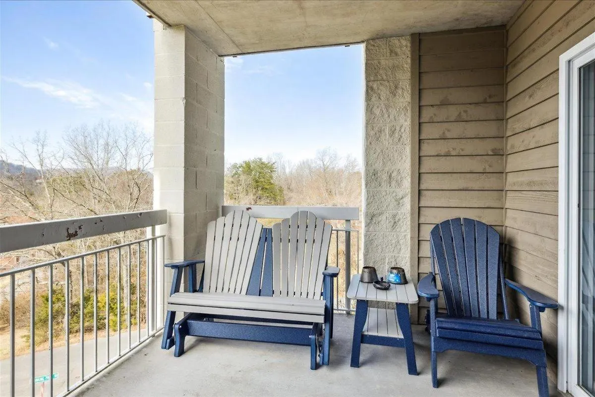 Wp621 Whispering Pines * Pigeon Forge