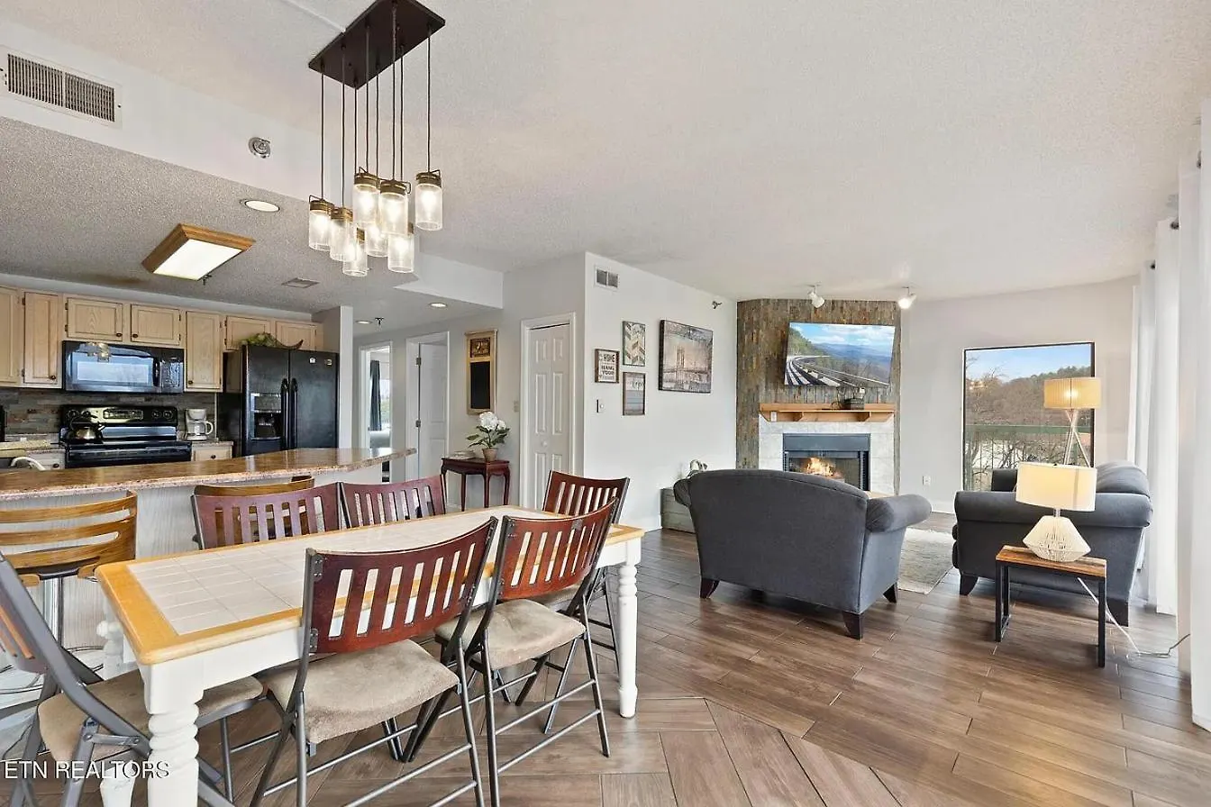 River Place #610 3bd Pigeon Forge