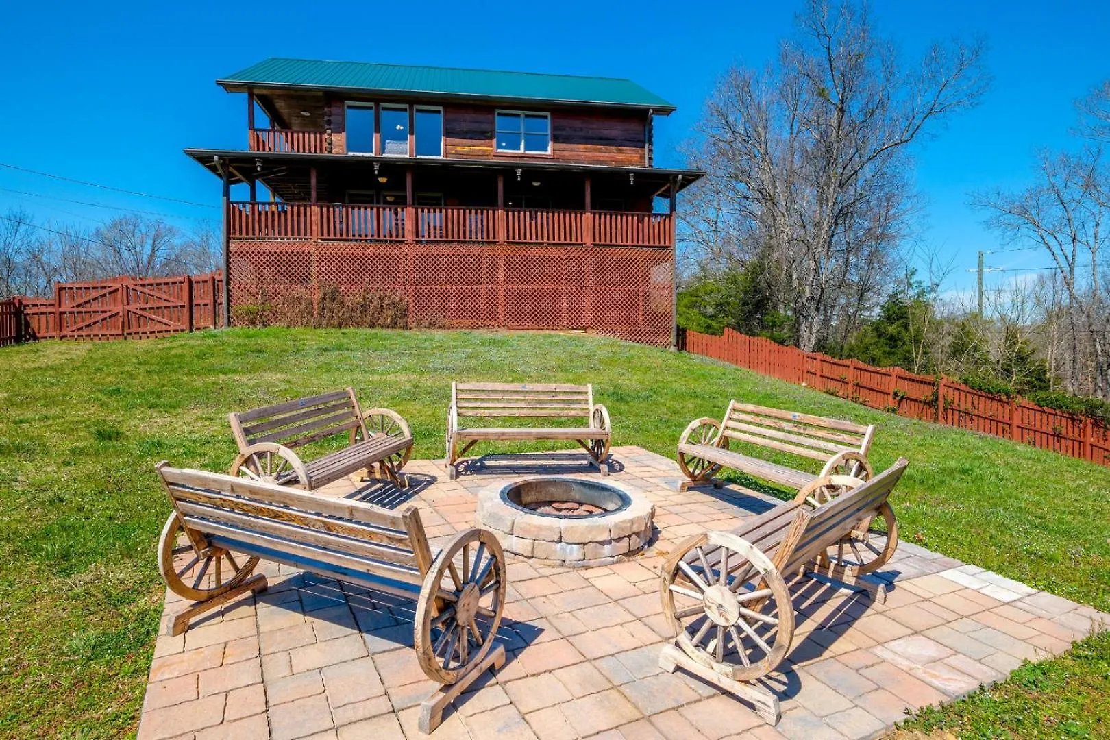 5br Sleeps 20 Putt Putt Gameroom Hot Tub Free Attraction Tickets *