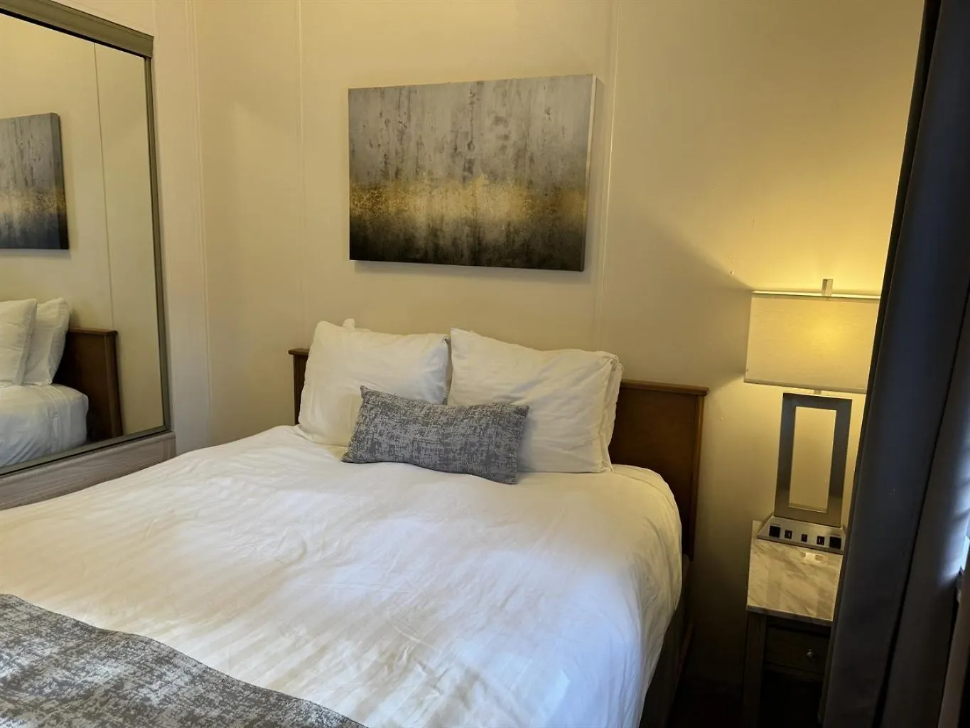 2br Retreat With Mountain Views Chalet