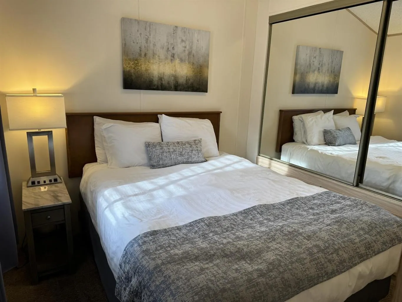 Your Perfect 2br Mountain Escape Chalet Pigeon Forge