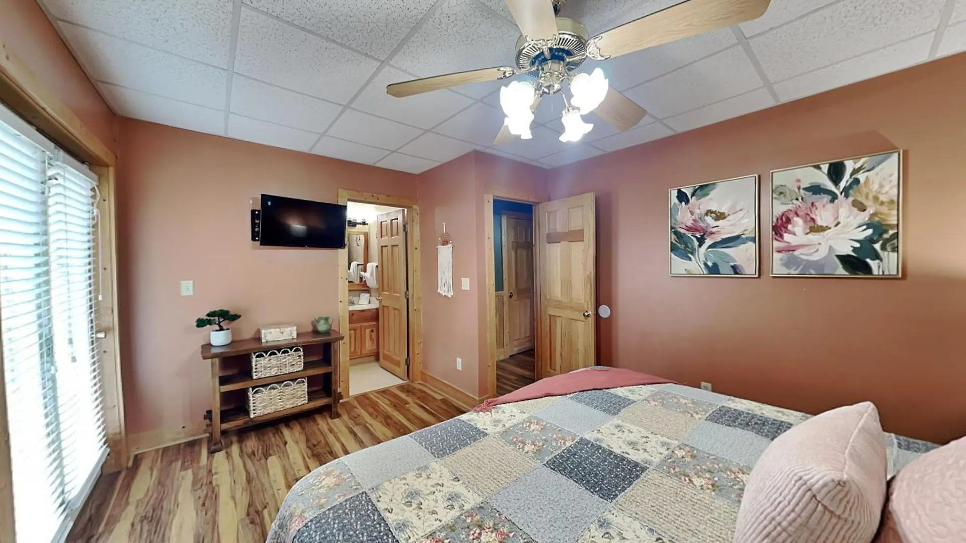The Elks Holiday home *