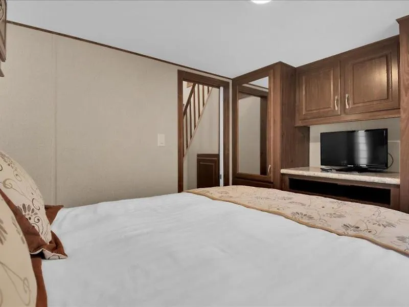 Lovely 1br With Loft Pigeon Forge