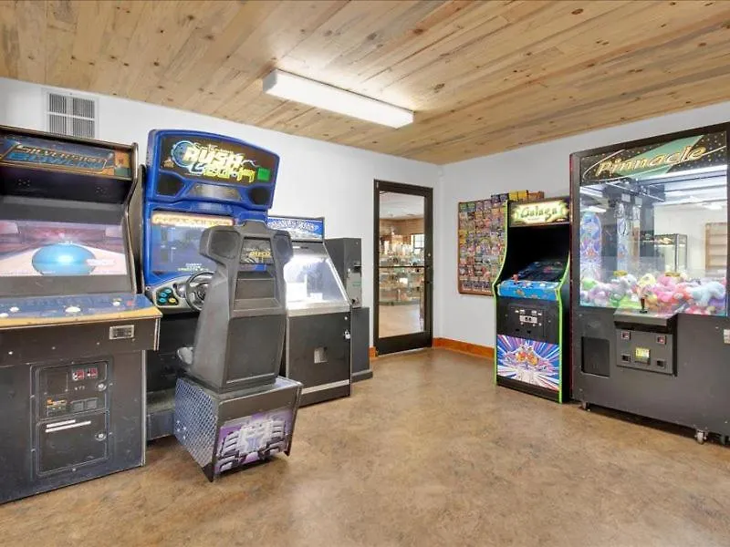 Lovely 1br With Loft Chalet Pigeon Forge