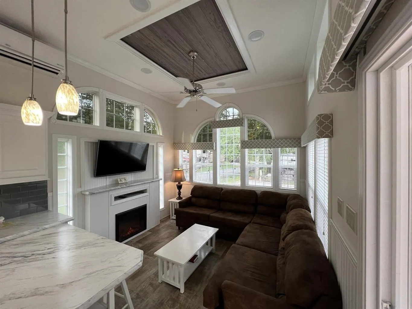 1br Model With Loft *