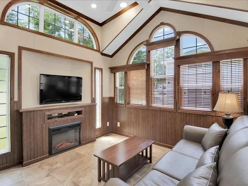 Lovely 1br With Loft Chalet