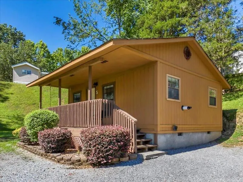 2br Rustic With Views And Parking Chalet *