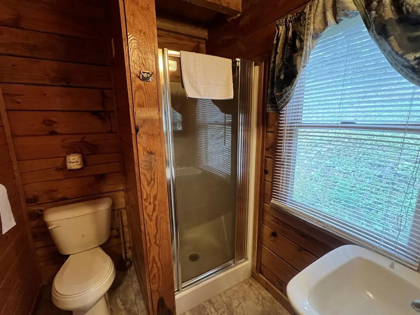 木屋 Cozy With Breathtaking Views Near Dollywood *