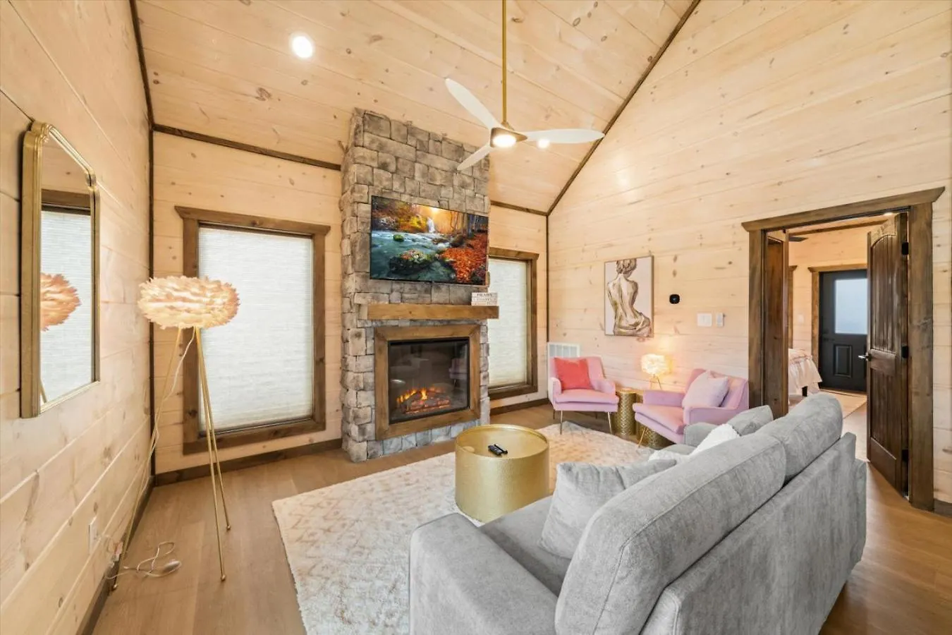 Holiday home The Charlotte Hot Tub Fireplace Multicade *