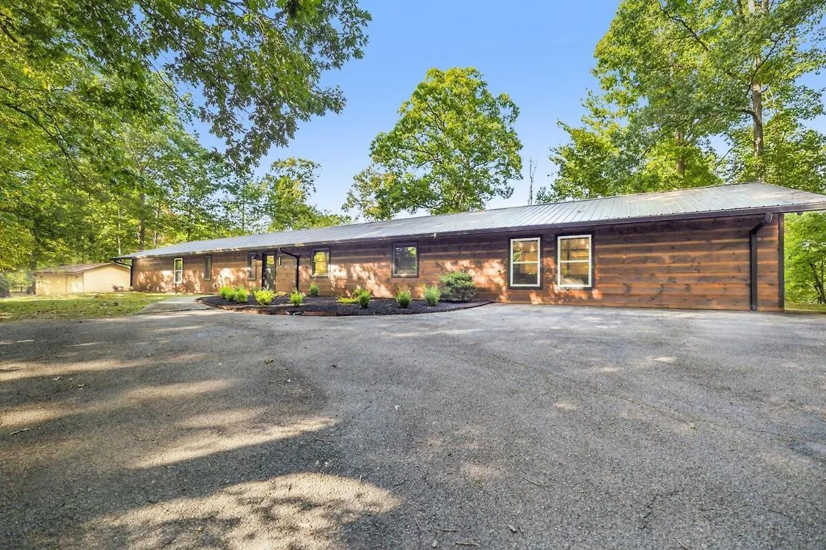 Ada-accessible 5br Family With Game Room, Hot Tub And Fire Pit * Pigeon Forge
