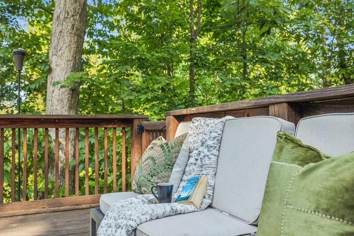 Ada-accessible 5br Family With Game Room, Hot Tub And Fire Pit * Pigeon Forge